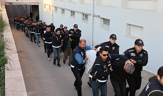 Adana'da "Baygara" organize suç örgütü üyesi 282 adliyeye sevk edildi
