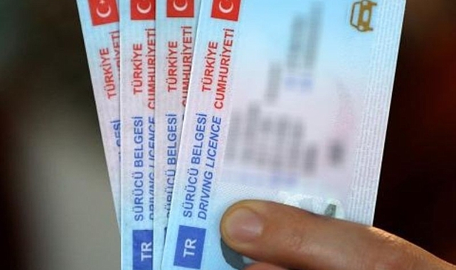 Bakan Yerlikaya'dan ehliyet yenileme süresiyle ilgili açıklama!