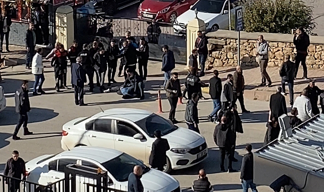 Elazığ Adliyesi önünde kavga: Yaralılar var