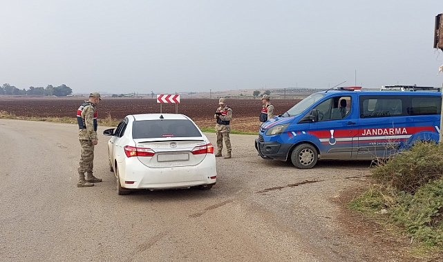 Hatay’da kaçak 35 göçmen yakalandı