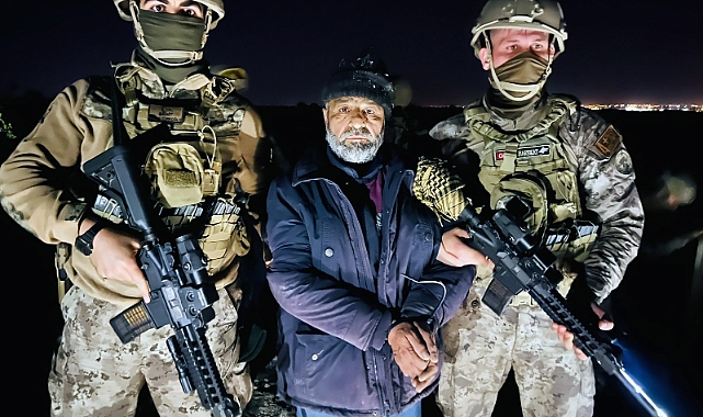Adana'da 3 kadını mezarlıkta öldüren kayınbabaya 3 kez müebbet istendi