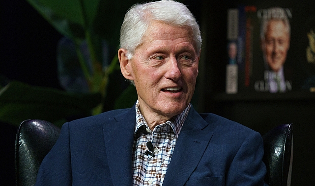 Eski ABD Başkanı Clinton hastaneye kaldırıldı