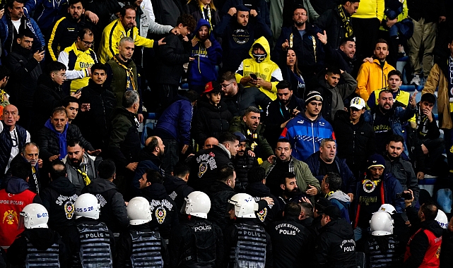 Fenerbahçe, son 2 deplasmanda 5 puan kaybetti