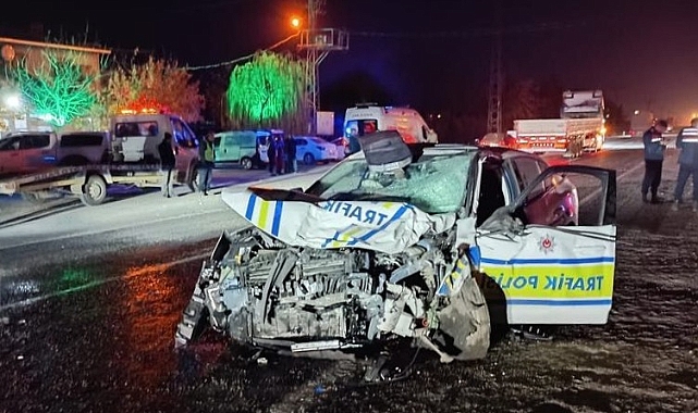 Kahramanmaraş’ta feci trafik kazası: 1 ölü, 2'si polis 3 yaralı