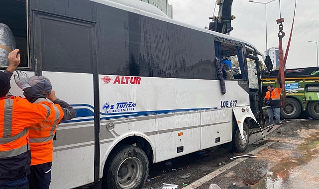 Maltepe’de minibüs devrildi: 1 ölü, 7 yaralı