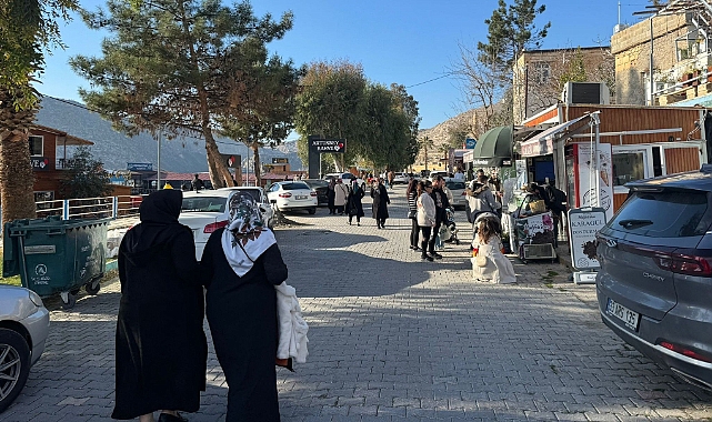 Şanlıurfa'da hava sıcaklığı turizmde hareketliliğe neden oldu