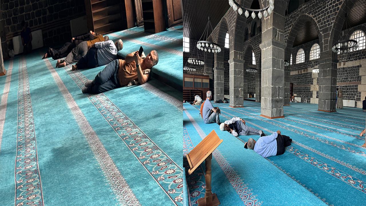 Diyarbakırın kavurucu sıcağında camilere akın ettilere