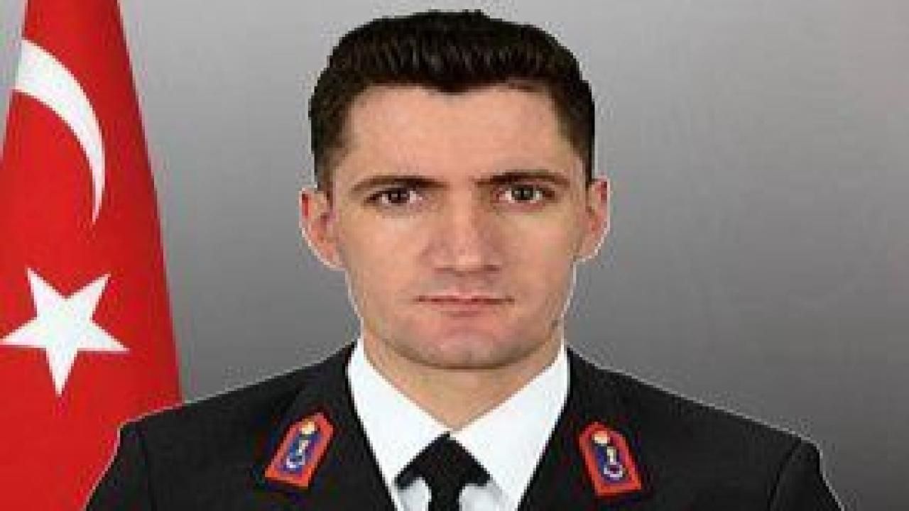 Halı sahasında fenalaşan uzman çavuş hayatını kaybetti