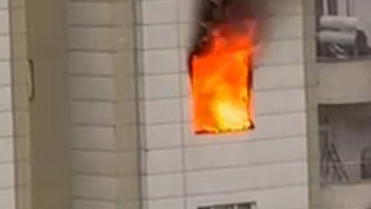 Şanlıurfa'da 9 katlı binada korkutan yangın
